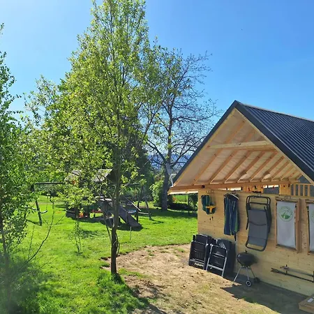 Camping, Zabierz Wlasny Namiot Kameralne Pole Namiotowe Z Basenem Kinem Plenerowym Miejscem Na Ognisko I Placem Zabaw Zywe Zwierzeta Agroturystyka Giebultow  Exterior photo